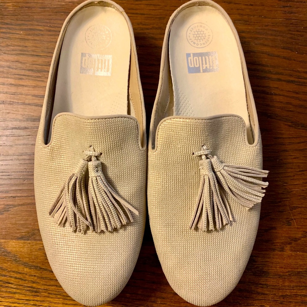 FitFlop slip on tasseled shoes